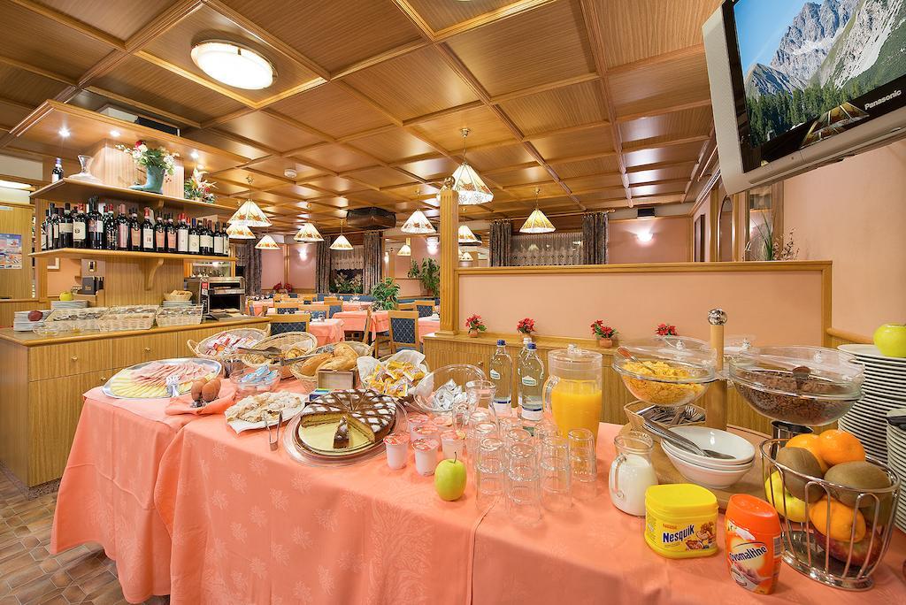 Hotel Centro's Livigno Esterno foto